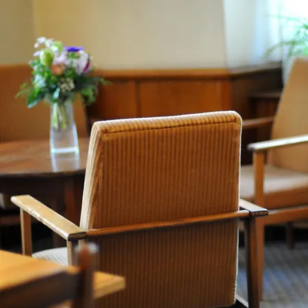 ヴァイセス クロイツ 3* インターラーケン