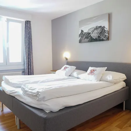 Hotel Weisses Kreuz 3*
