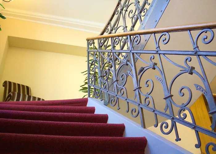 Weisses Kreuz Hotel 3*