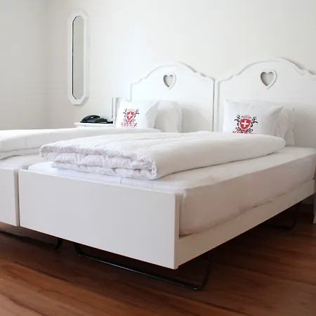 Weisses Kreuz אינטרלאקן