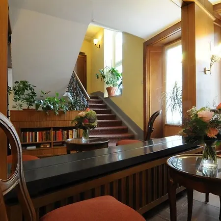 Weisses Kreuz אינטרלאקן