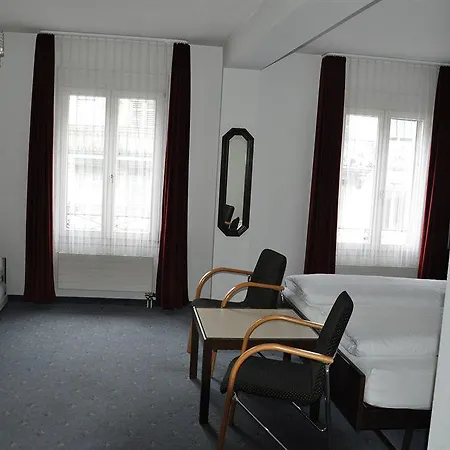 Weisses Kreuz אינטרלאקן