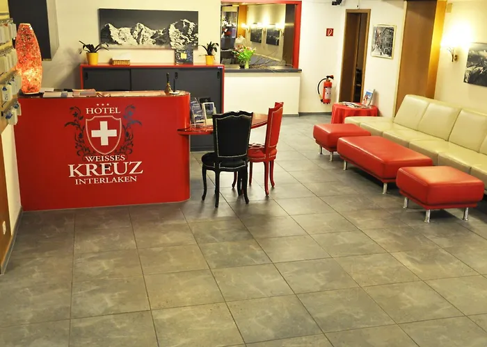 Отель Weisses Kreuz 3*