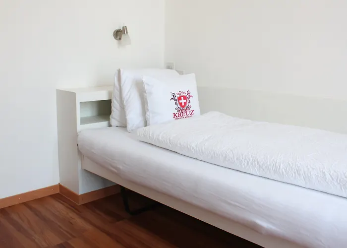 Weisses Kreuz Отель Интерлакен