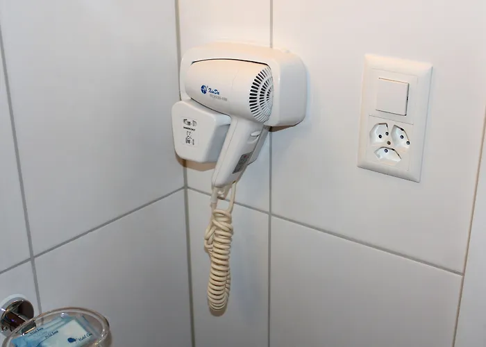 Отель Weisses Kreuz