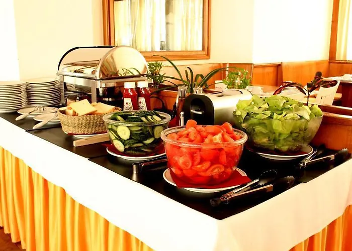 Weisses Kreuz Отель Интерлакен