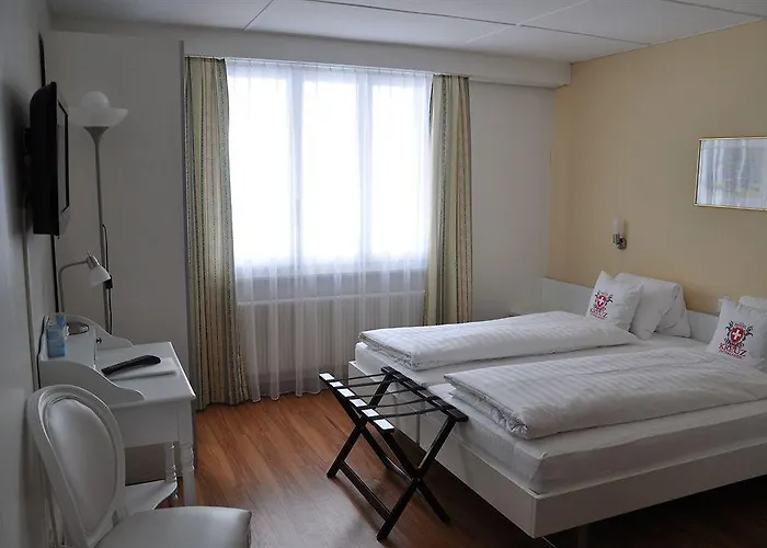 Weisses Kreuz Отель