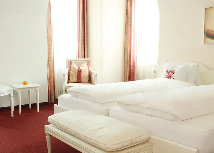 Hotel Weisses Kreuz 3*